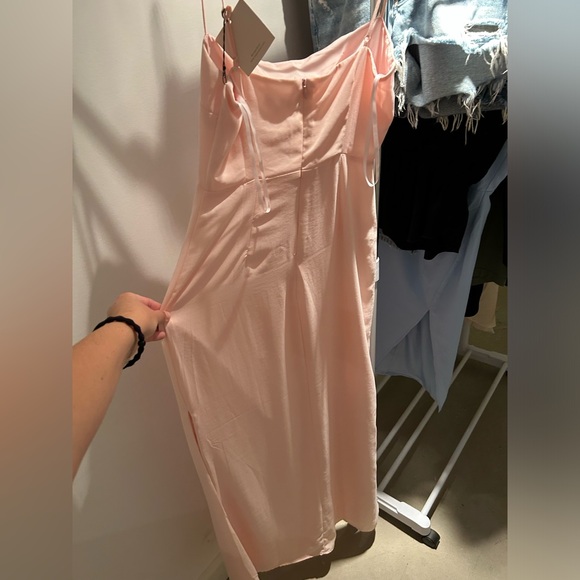 Revolve Superdown Addison maxi dress in blush - Picture 5 of 5